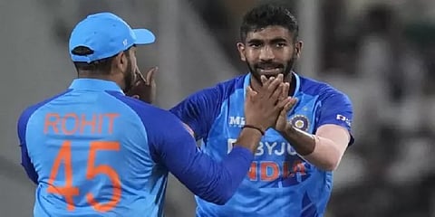 டி20 உலகக் கோப்பை தொடரில் இருந்து பும்ரா இன்னும் வெளியேறவில்லை - சவுரவ் கங்குலி நம்பிக்கை
