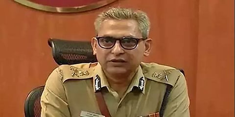 சென்னை நகரில் பேரணிகள், ஆர்ப்பாட்டங்கள் நடத்த 15 நாட்களுக்கு தடை - சென்னை காவல் ஆணையர்