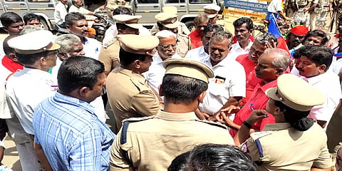 ’எத்தனை முறை சொல்வது’ - மதுபான கடை எதிர்ப்பு போராட்டத்தில் ஒன்று திரண்ட அரசியல் கட்சிகள்!