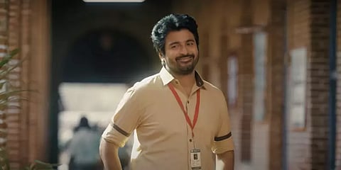 பாஸ்போர்ட் ஓகே...  விசாவுக்கு வெய்ட்டிங்! - 'ப்ரின்ஸ்' திரை விமர்சனம்