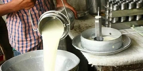 ஆவின் பால் கொள்முதல் விலை லிட்டருக்கு ரூ. 3 உயர்வு