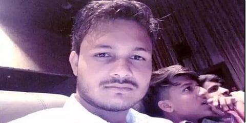 ”காதல் பிரச்னையில்.. நண்பனின் அந்தரங்க உறுப்பை வெட்டி கொடூர கொலை.. “- பின்னணி என்ன?
