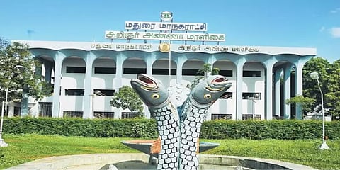 பொது பாதையை ஆக்கிரமித்து 3 மாடி கட்டடம்- மதுரை துணை மேயர் மீது புகார்!