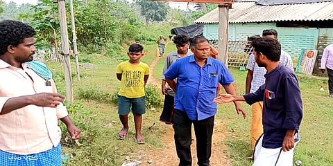 டீ கடைகளில் 2 குவளை, முடித்திருத்தும் கடைக்குள் மறுப்பு... ஒரத்தநாட்டில் இன்னும் தீண்டாமை?