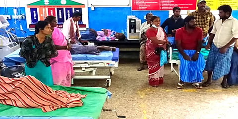 திண்டிவனம்: அம்மா உணவகத்தில் வழங்கிய உணவில் பல்லி: 7 பேர் மருத்துவமனையில் சிகிச்சை