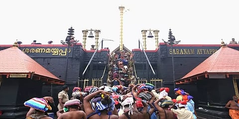 சபரிமலை: இந்த ஆண்டு பூஜைக்கால நடைதிறப்பின் போது மட்டும் '24 பக்தர்கள்' மரணம்!