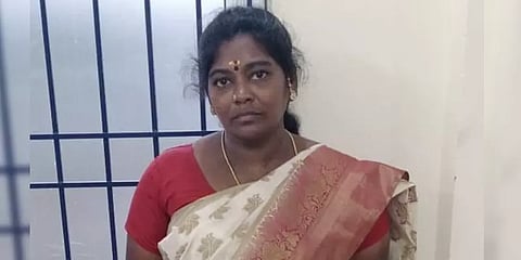 மூதாட்டிக்கு அதிக நீரிழிவு மாத்திரைகளை கொடுத்து கொள்ளை முயற்சி - பெண் கைது