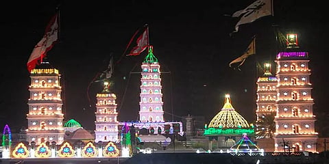 வாணவேடிக்கைகளுடன் கொடி இறக்கம்...நிறைவுபெற்றது உலகப்புகழ் பெற்ற நாகூர் தர்கா கந்தூரி விழா