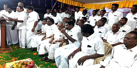 உச்சநீதிமன்ற தீர்ப்பில் இரட்டை இலை நமக்குதான் - செங்கோட்டையன் நம்பிக்கை