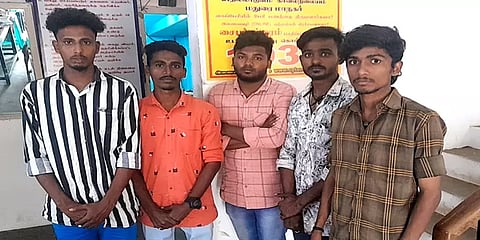 லைக்ஸ்களை குவிக்க அமைச்சர் PTR வீட்டின் முன் இளைஞர்கள்  பைக் ரேஸ்.. மதுரை போலீஸ் அதிரடி!