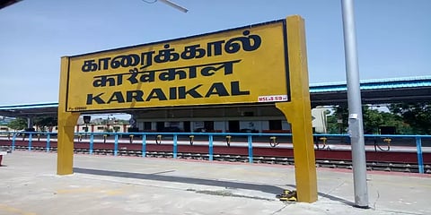 பிரான்ஸில் வேலை வாங்கி தருவதாக ரூ.19 லட்சம் மோசடி- தம்பதியருக்கு போலீஸ் வலைவீச்சு