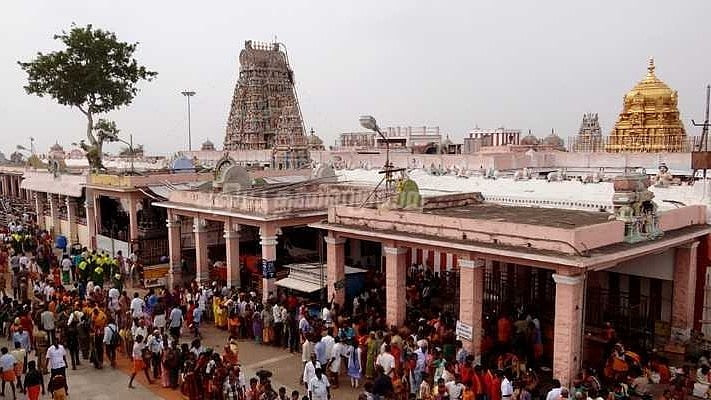 அதிக வருவாய் ஈட்டும் 10 கோயில்கள்.. ரூ.233 கோடியுடன் முதலிடத்தில் பழனி முருகன் கோயில்!