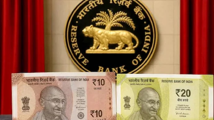 பிளாஸ்டிக் ரூபாய் நோட்டுக்களை தயாரிக்கும் பணியில் RBI ? ரிசர்வ் வங்கியின் புதிய திட்டம்!!