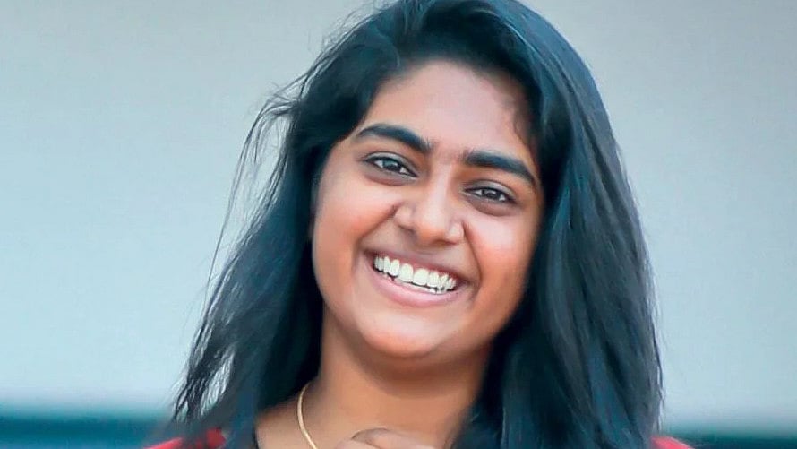 இரண்டு மாதங்களில் 14 கிலோ.. படத்துக்காக உடல் எடையை அதிகரித்த நிமிஷா சஜயன்!