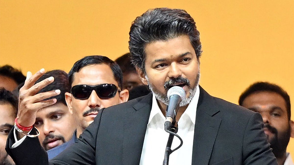 முதல்வர் செய்த ஒரு சைகை.. ஆதரவாளர்களே எதிர்ப்பு.. CM விஜயின் ரியாக்‌ஷன் என்ன?