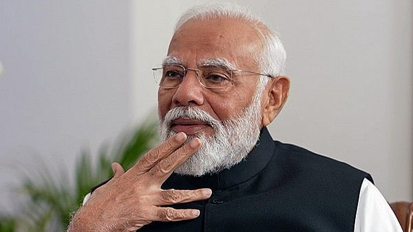2001-இல் போட்ட சிறு விதை.. 25 வருட பயணம்.. மோடி மிகப்பெரிய அரசியல் தலைவரானது எப்படி?