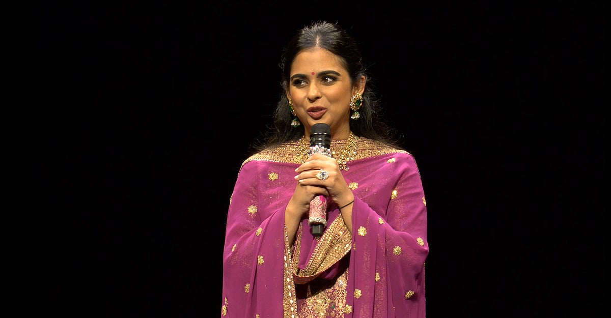 இப்படி பிறந்ததுதான் ஜியோவா?இணையத்தில் ட்ரெண்ட் ஆகும் இஷா அம்பானி சொன்ன கதை!!