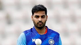 களத்தில் இறங்குவாரா BHUVI?? எதிர்பார்ப்புகளை எகிறச் செய்யும் அறிவிப்பு