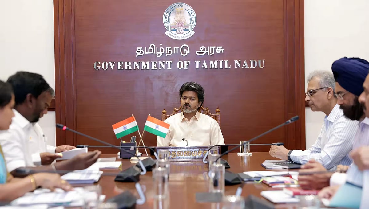 நாளை TVK அமைச்சரவை கூட்டம் : முக்கிய முடிவுகளை எடுக்கப்போகும் விஜய்.. வெளியாகும் அறிவிப்புகள் என்ன?