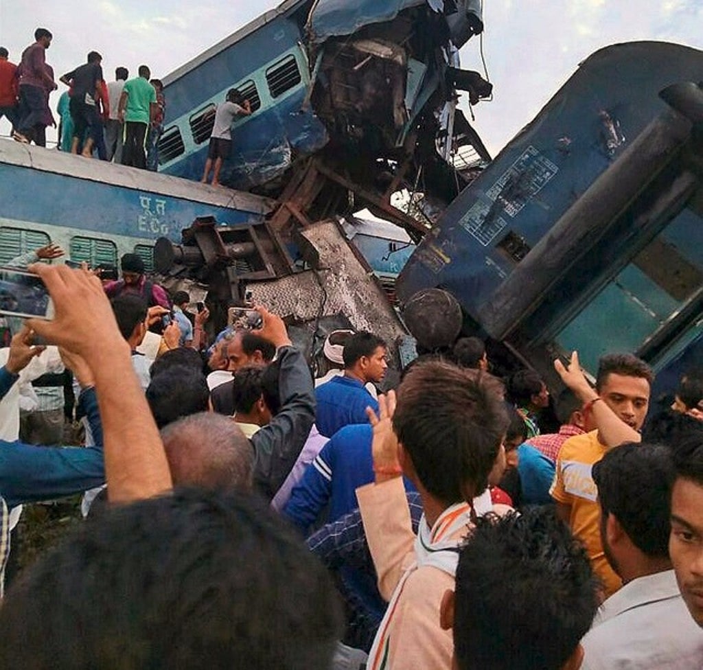 
















مظفر نگر ریل حادثہ: ’یہ تو ہوتا ہی رہتا ہے‘