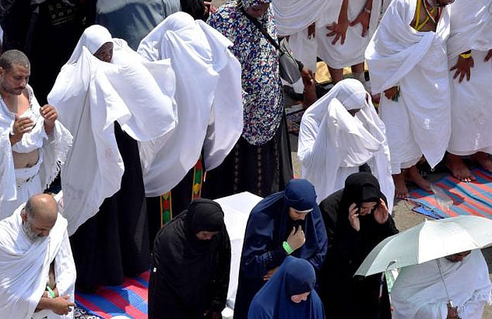 Qaumi Awaz