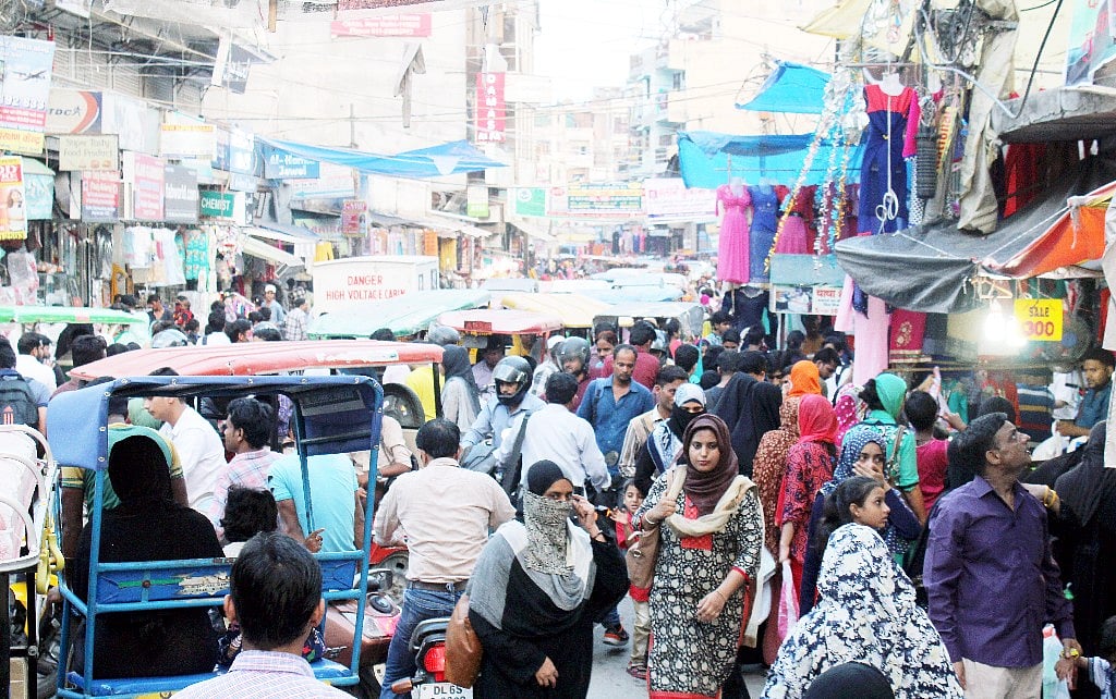 رمضان میں اوکھلا کے بازاروں کی رونق... سید خرم رضا