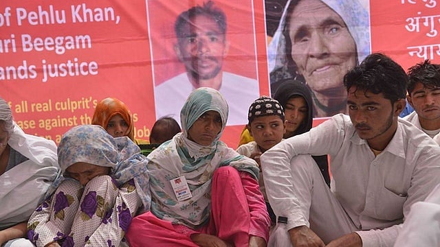 

  پہلو خان قتل معاملہ : ملزمان کی ضمانت پر سوال 