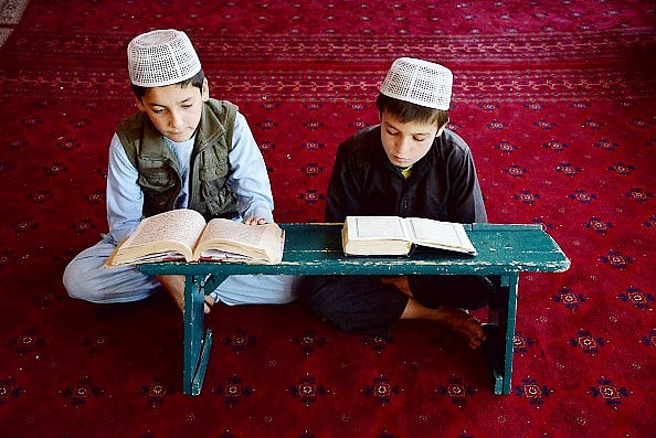 
















مدارس اسلامیہ جدید کاری کی طرف گامزن 