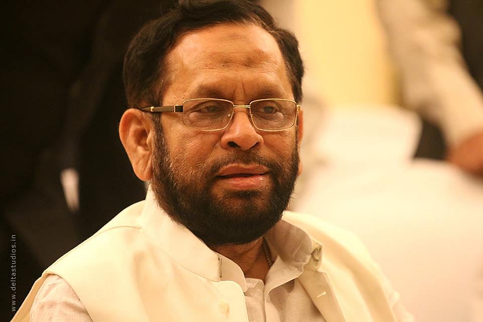 ممبر پارلیمنٹ سلطان احمد کا
انتقال