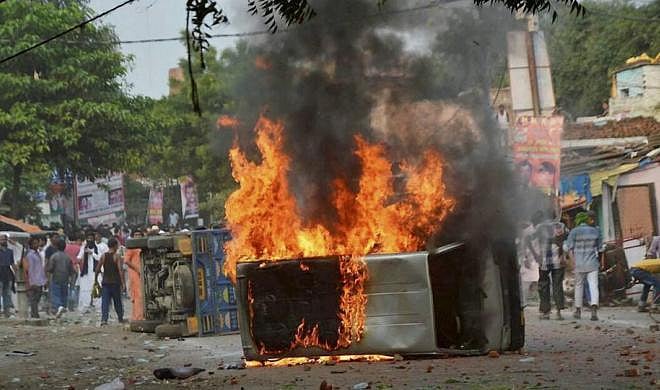 
















فرقہ پرست طاقتوں نے محرم میں بہار
کی فضا کو زہر آلود کیا