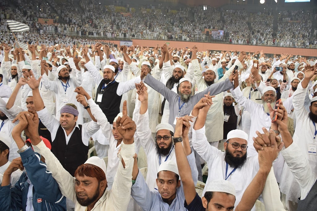 بے قصور پر زیادتیاں ہوتی رہیں تو ملک کی ترقی ناممکن: قاری محمد عثمان