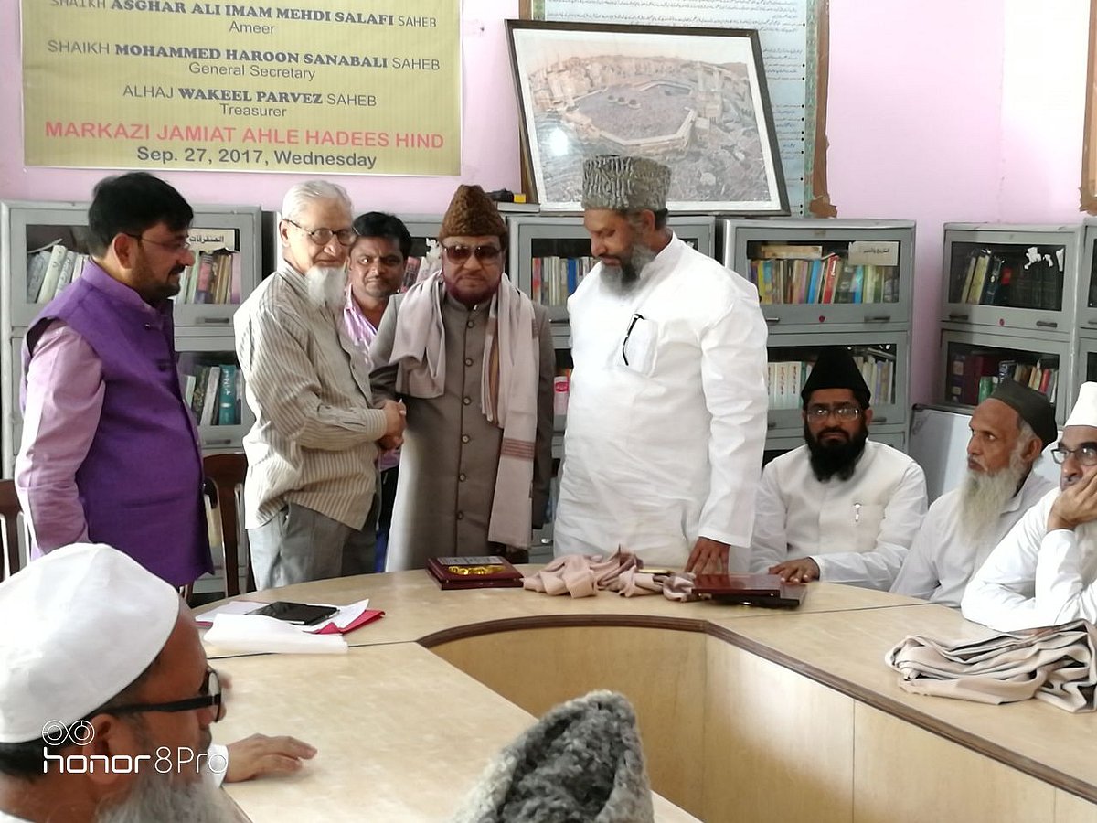 

شخصیتیں اداروں سے بڑی نہیں ہوتیں ۔ اصغرعلی امام مہدی