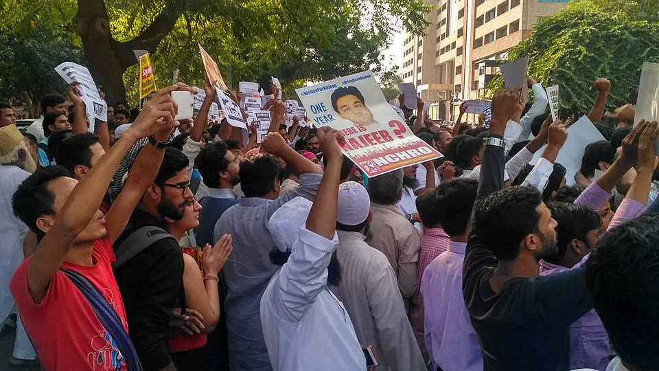 تصویر سوشل میڈیا