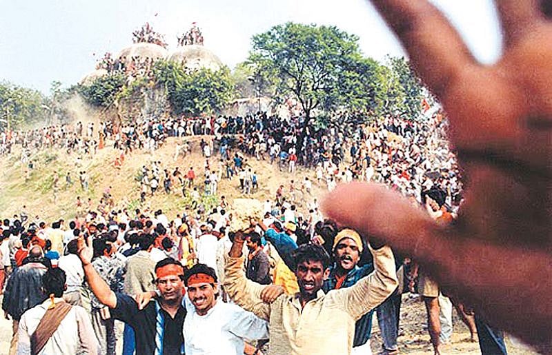 ویڈیو: 6 دسمبر 1992 کو ایودھیا میں کیا ہوا!