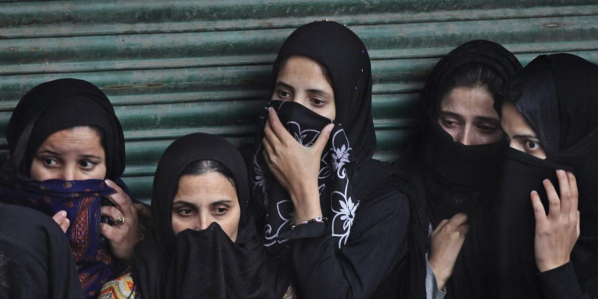   حکومت اور پرسنل لاء بورڈ دونوں کی نیت ٹھیک نہیں !