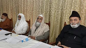 طلاق ثلاثہ:مسلم پرسنل لاء بورڈ نے وزیراعظم کو خط لکھ کر بل کی خامیاں بتائیں