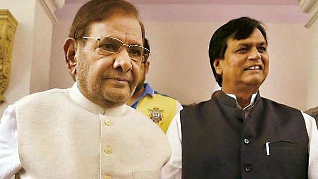 شرد یادو اور علی انور کی راجیہ سبھا کی رکنیت ختم