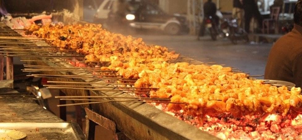 دہلی میں کباب اور بریانی پر پریشانی کے بادل!