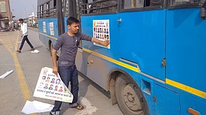 پولنگ سے عین قبل بی جے پی پٹیلوں میں پھوٹ ڈالنے میں کامیاب
