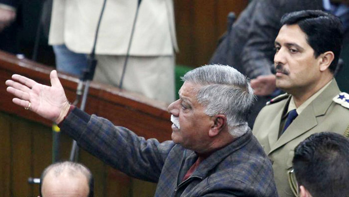 جموں وکشمیر : بی جے پی رکن کا اپنی ہی حکومت کے خلاف واک آوٹ!