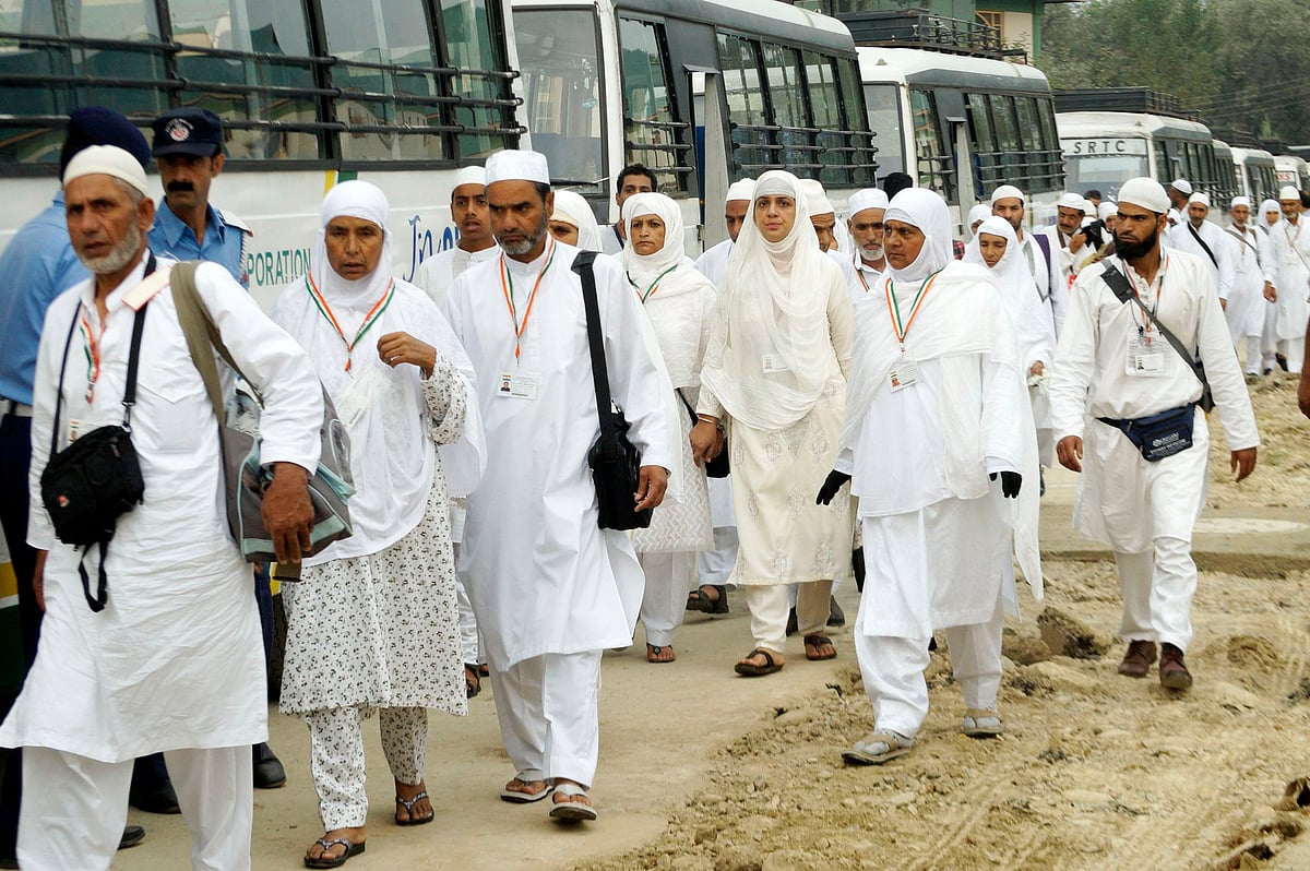 کشمیری خواتین بغیر محرم حج پر جانے کیلئے تیار نہیں!