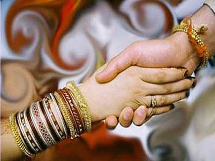 کھاپ پنچایت کسی بالغ کو شادی سے نہیں روک سکتی: سپریم کورٹ