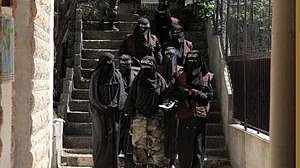 عراق: 15 ترک خواتین کو سزائے موت!