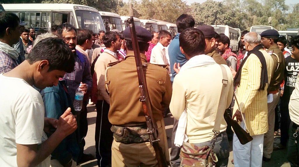 بہار: نتیش کے وزیرکو اپنے ہی محکمہ کے مسائل کی خبر نہیں!
