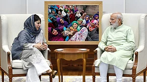 مودی حکومت کی کشمیر پالیسی بری طرح فیل