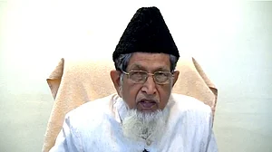 بابری مسجد مسئلہ کا حل عدالت سے باہر ممکن نہیں: جلال الدین عمری