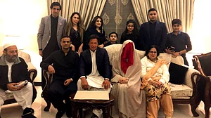 پاکستان: عمران خان نے شادی کی ہیٹ ٹرک لگائی
