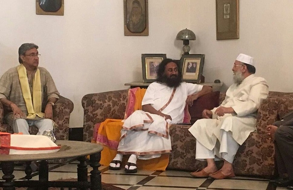 سلمان ندوی رام مندر تعمیر کے لیے مستقل کوشاں، شری شری سے پھر ملاقات