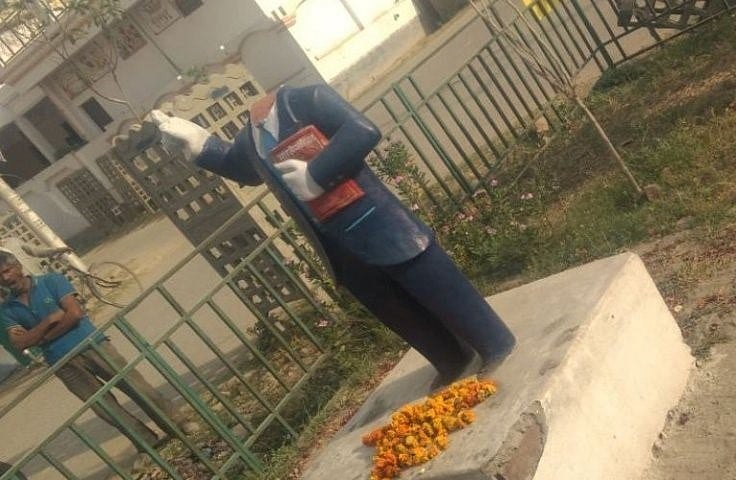 امبیڈکر کے مجسمہ توڑے جانے پر دلتوں میں غصہ