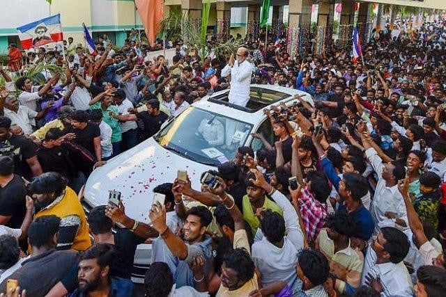 تصویر سوشل میڈیا
